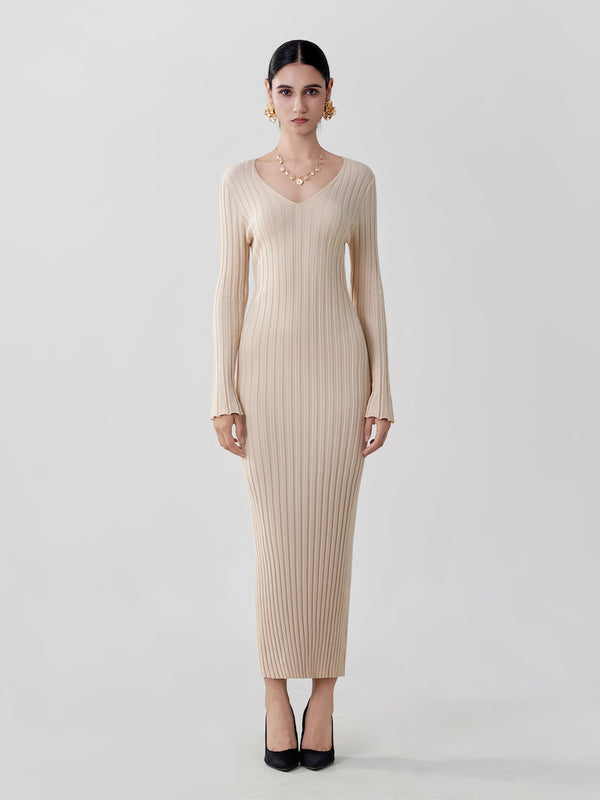 OLASEUY 「2025 AUTUMN」Gentle temperament and high elasticity V-neck knitted dress